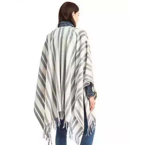 Gap Gray & White striped fringed poncho - S - Picture 2 of 7